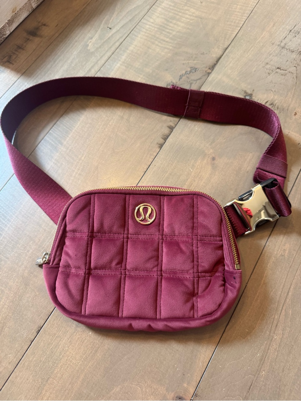 Lululemon Quilted Velour Everywhere Belt Bag 1L Wine Berry Gold NWOT